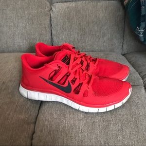 Red Nike Free Run Size 9